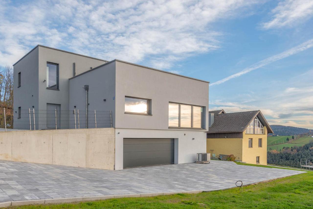 Moderne Villa mit Whirlpool und Heimkino Waldkirchen Exterior foto