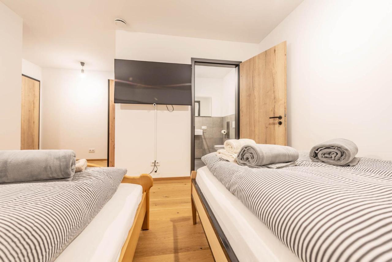 Moderne Villa mit Whirlpool und Heimkino Waldkirchen Exterior foto